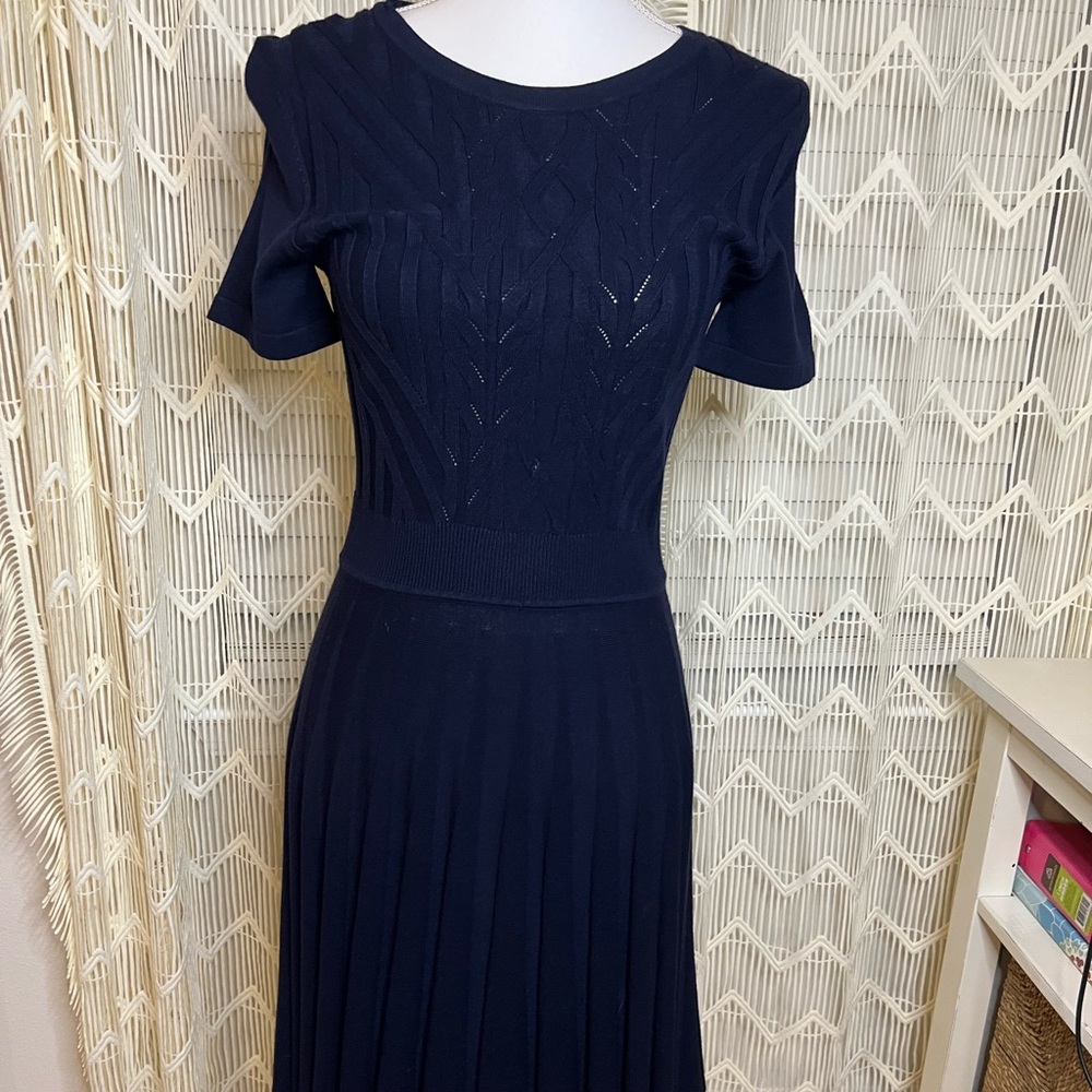 NWT Draper James Navy Nassau Blue Crew Neck A-Line Sweater Dress Small New - Picture 4 of 12